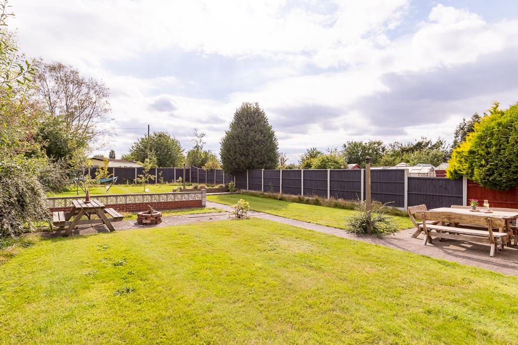 House for Sale Ferry Road West, Scunthorpe